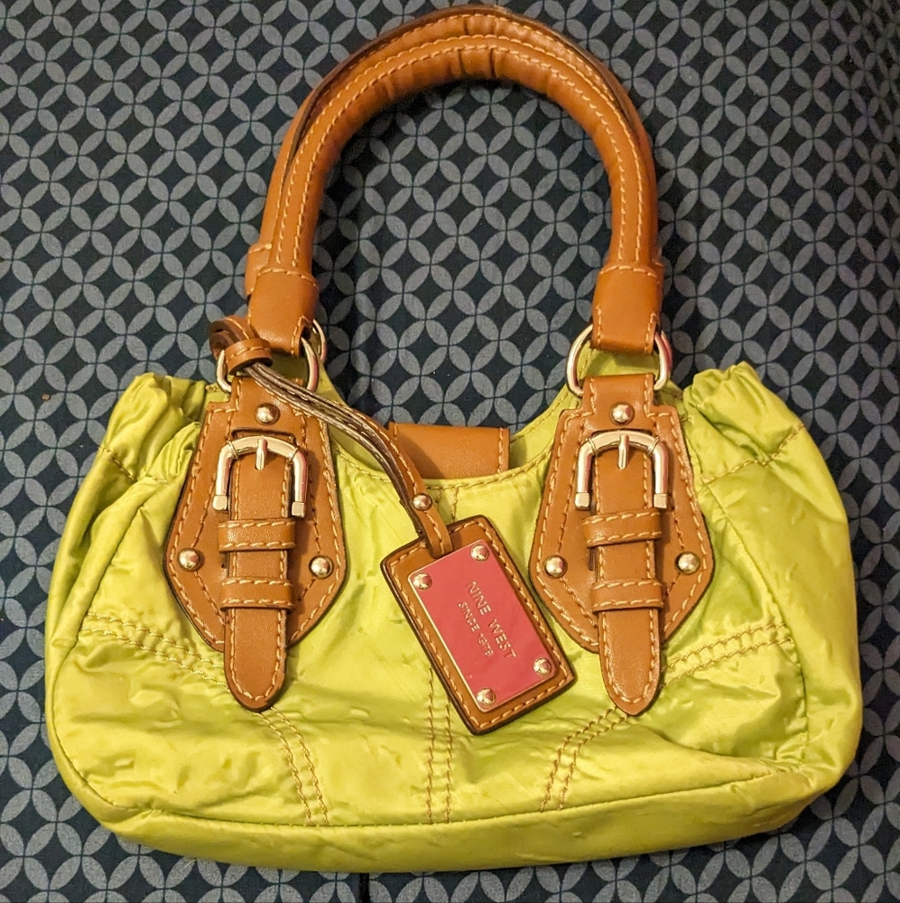 Small green nine west purse